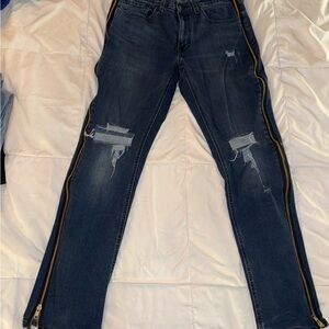 Levi's Men's Dark Blue Skinny Jeans with Gold Zippers